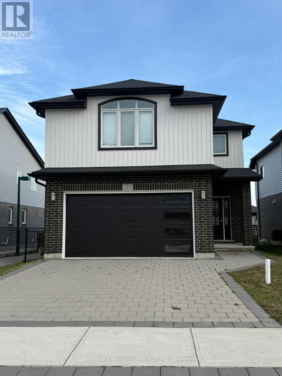 Detached at 724 FREEPORT STREET, London North (North E)