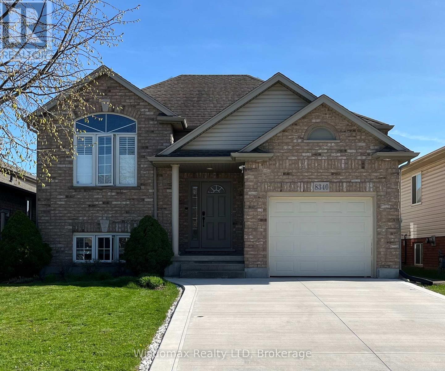 Detached at 8340 RACEY AVENUE, Niagara Falls (Ascot)
