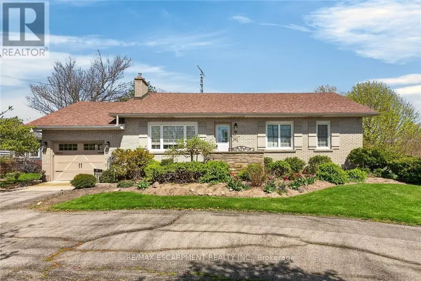 Detached at 46 ERIE STREET N, Haldimand