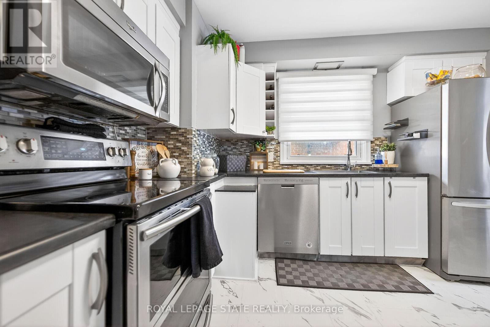 Detached at 624 UPPER OTTAWA STREET, Hamilton