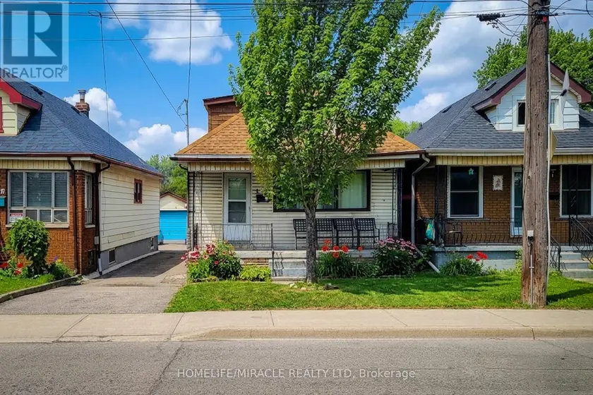 Detached at 463 WELLINGTON STREET N, Hamilton