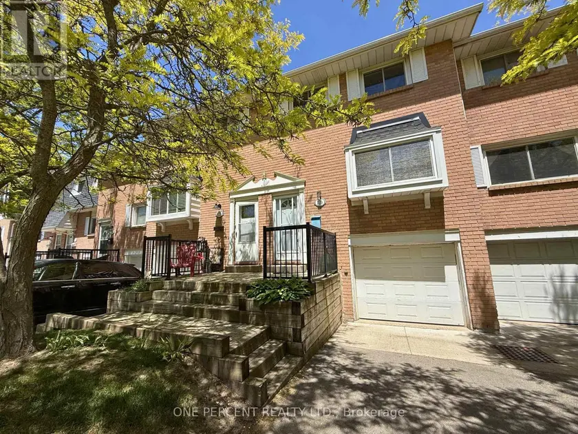 Townhouse at 126 - 185 DENISTOUN STREET S, Welland