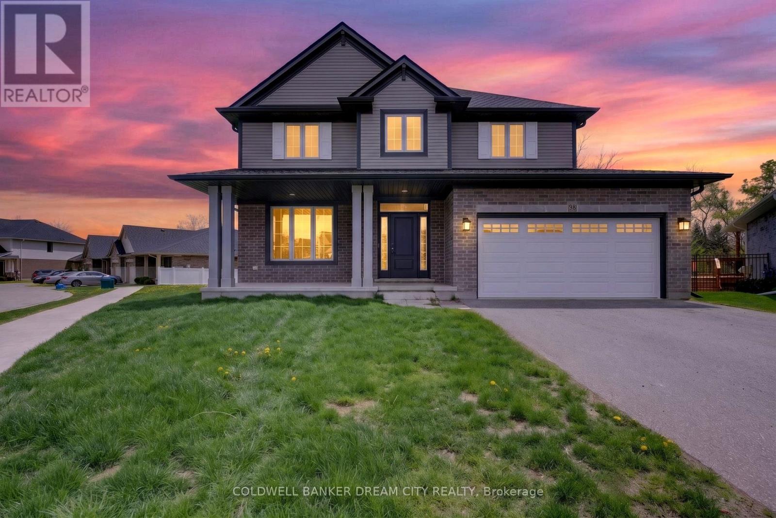 Detached at 98 LIVINGSTON DRIVE, Tillsonburg