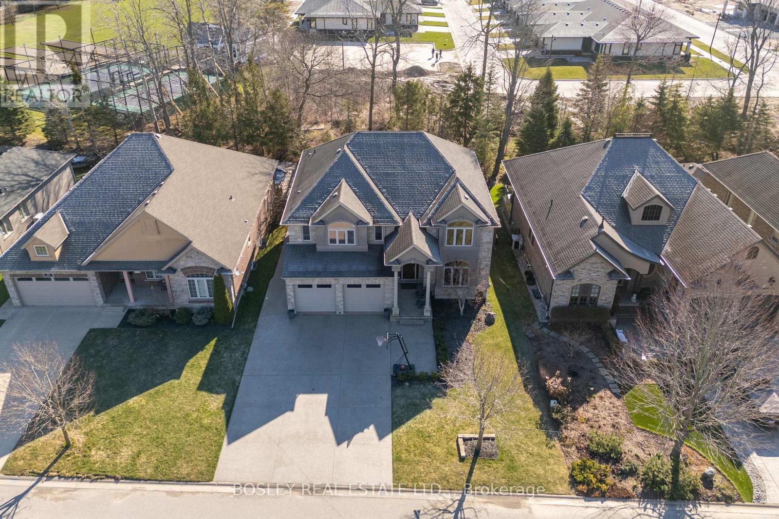 Detached at 17 RHODES COURT, Pelham (Fonthill)