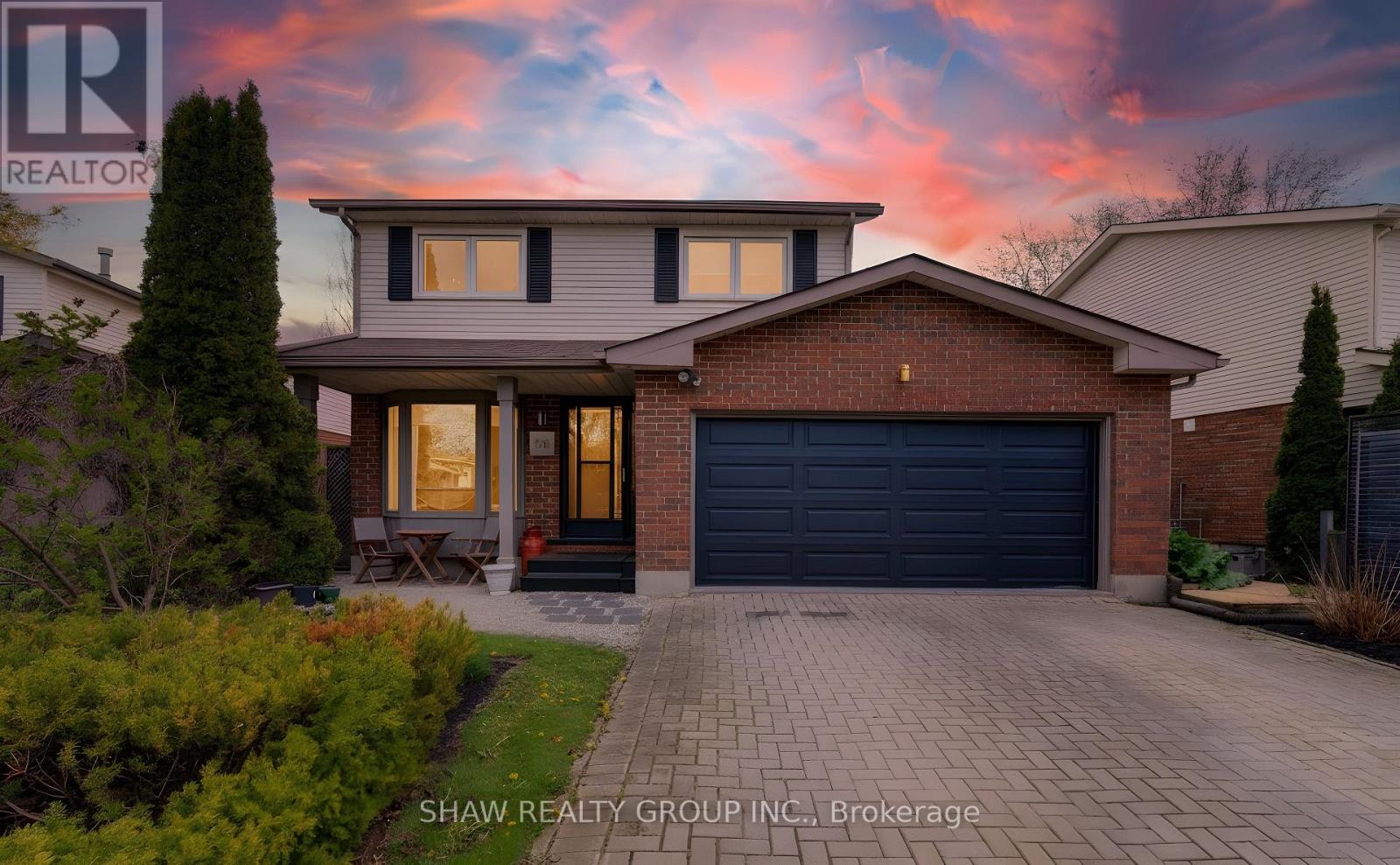 Detached at 108 CLEARWATER CRESCENT, Waterloo
