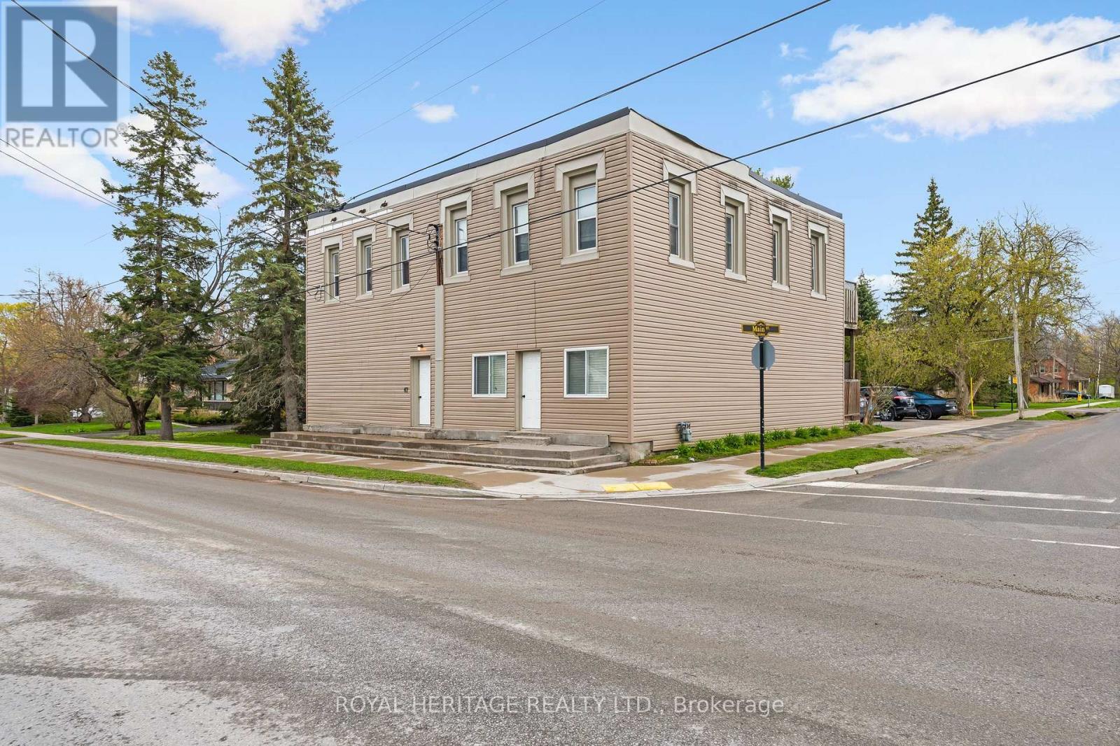 Multiplex at 67 KING STREET W, Cavan Monaghan (Millbrook Village)