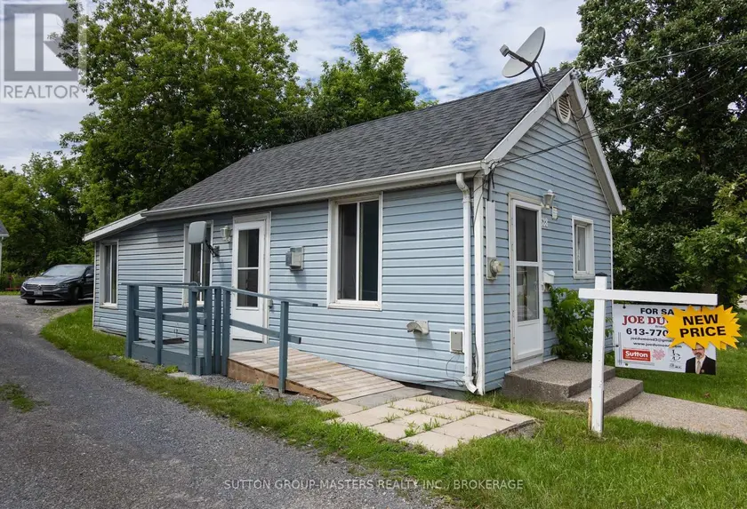 Detached at 688 MONTREAL STREET, Kingston