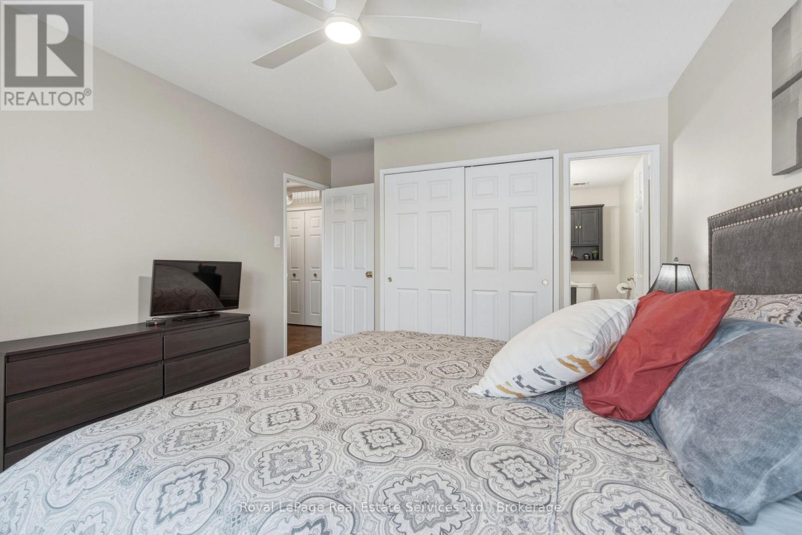 Apartment at 102 - 15 TOWERING HEIGHTS BOULEVARD, St. Catharines