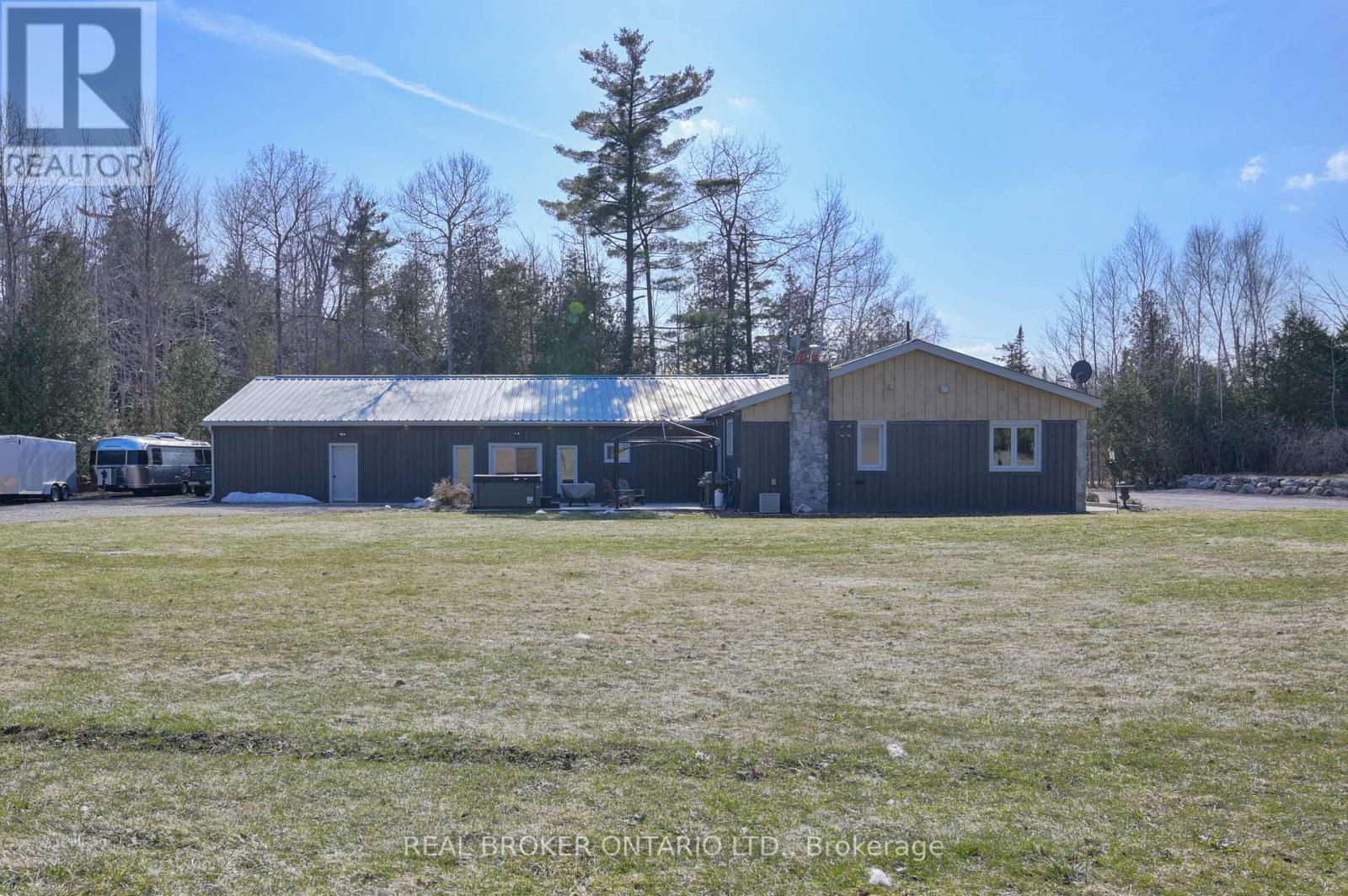 Detached at 4589 WATSON ROAD N, Puslinch