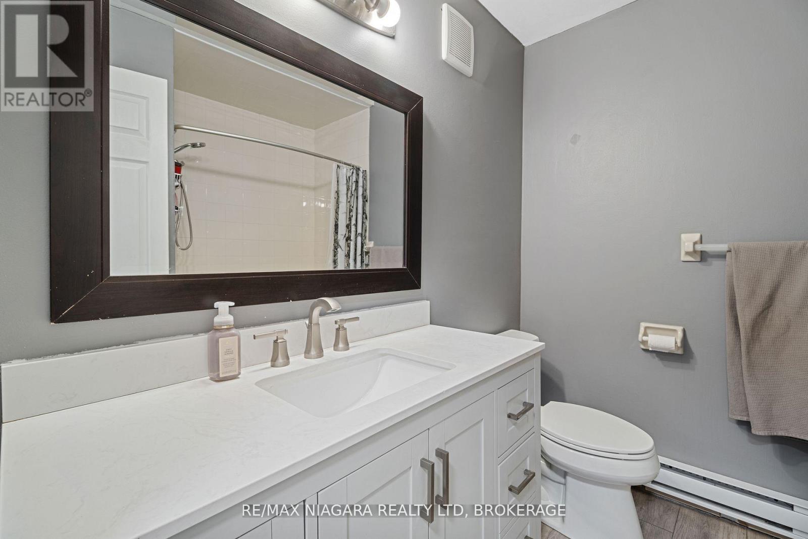 Apartment at 302 - 78 WELLAND STREET N, Thorold
