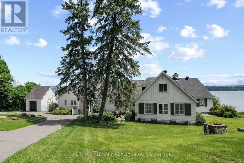 Detached at 350 BERRY SIDE ROAD, Ottawa