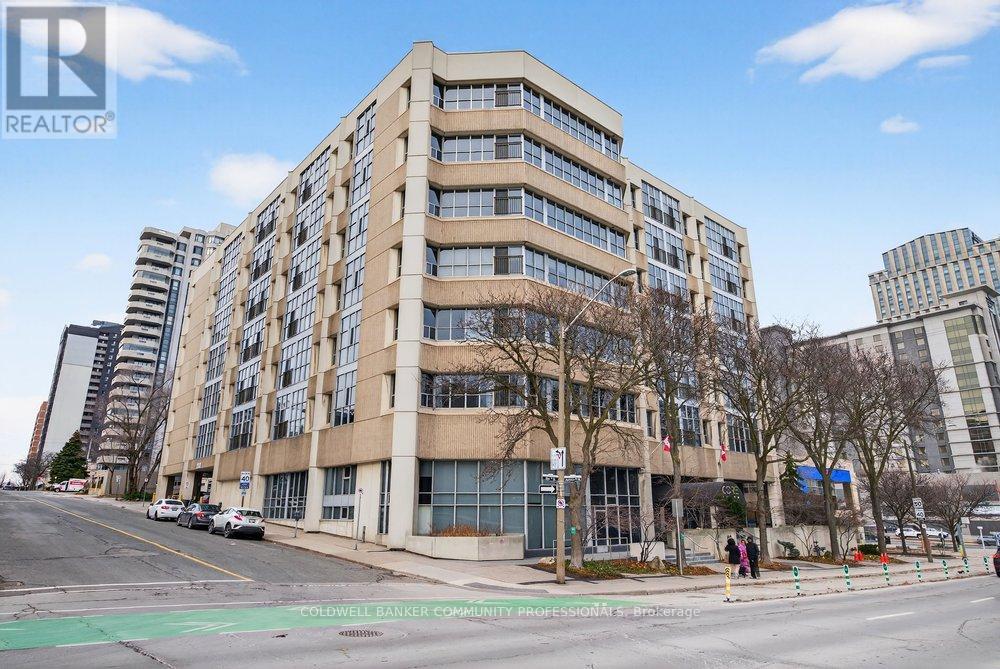 Apartment at 120 JACKSON STREET W, Hamilton (Durand)