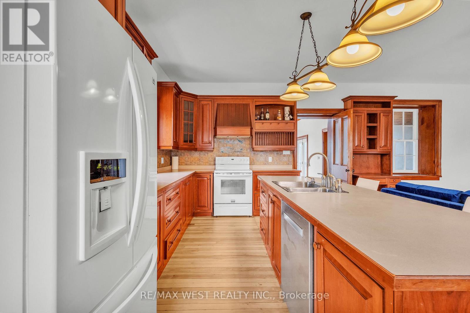 Detached at 1802 REGIONAL RD 97 ROAD, Cambridge