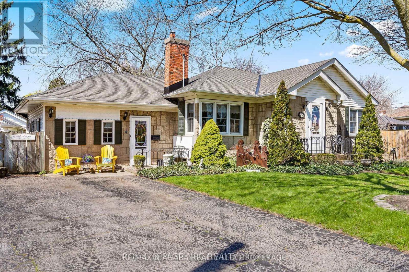 Detached at LOWER - 39 MAPLEWOOD DRIVE, St. Catharines (Vine/Linwell)