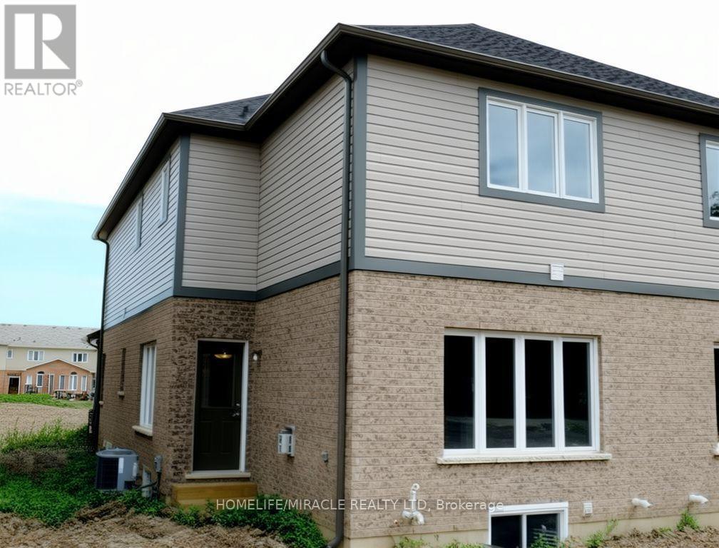 Semi-Detached/Link at 9585 TALLGRASS AVENUE, Niagara Falls