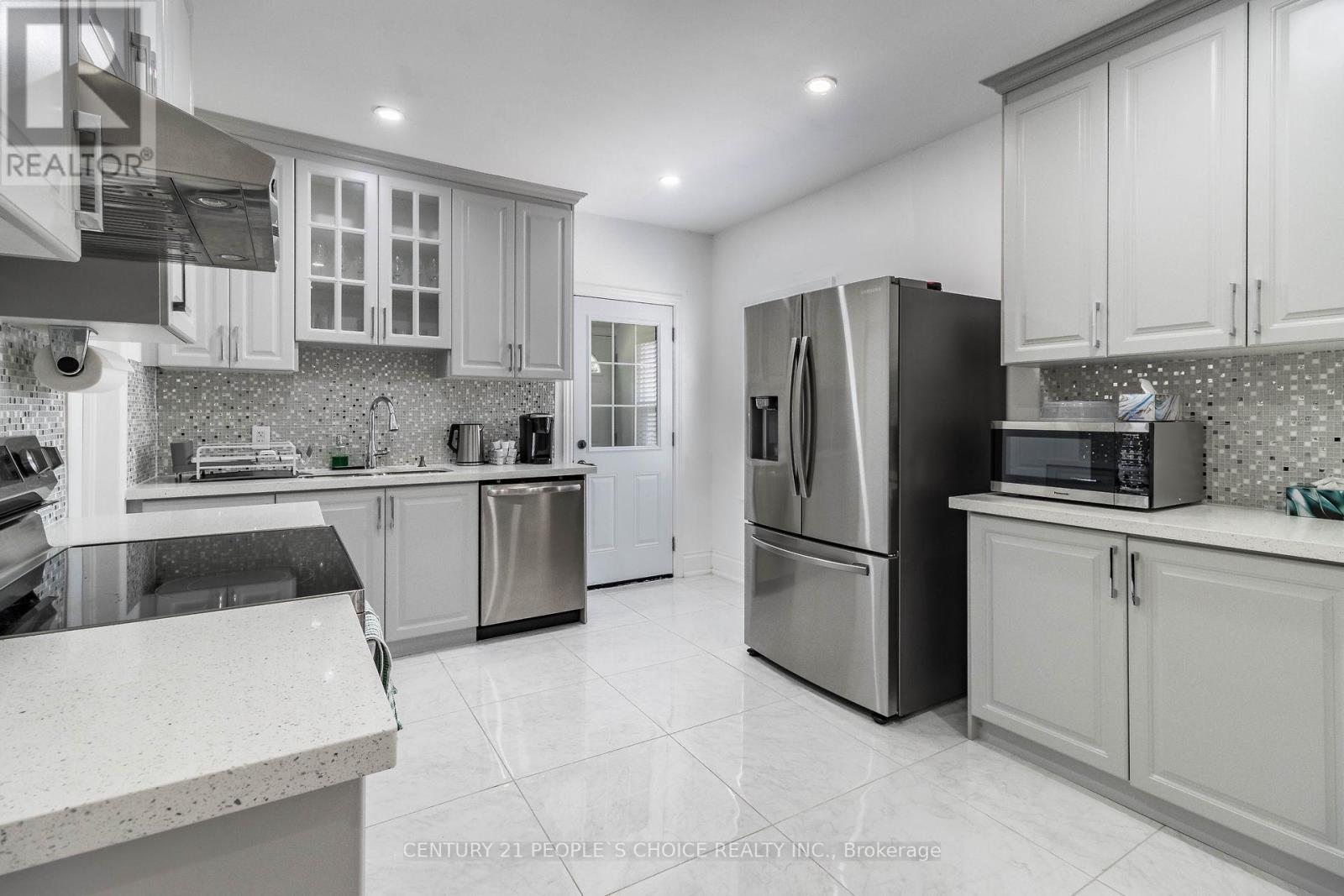 Detached at 5057 BRIDGE STREET, Niagara Falls