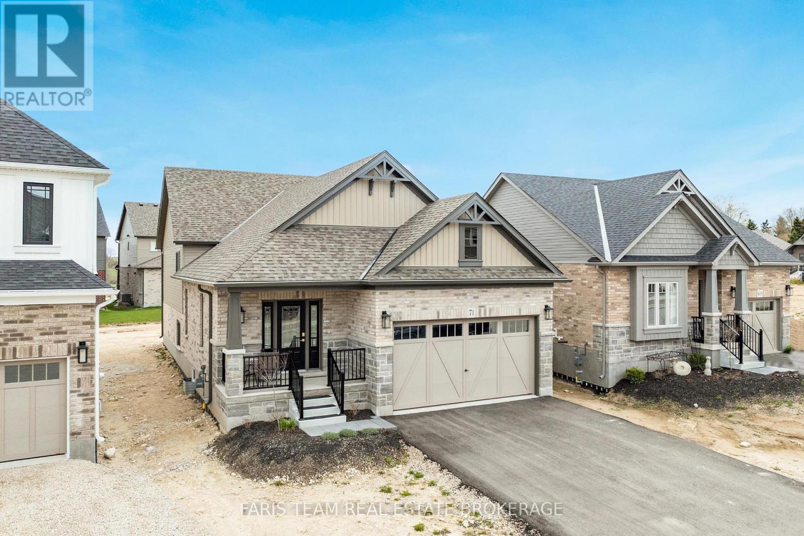 Detached at 71 UPLANDS DRIVE, Grey Highlands