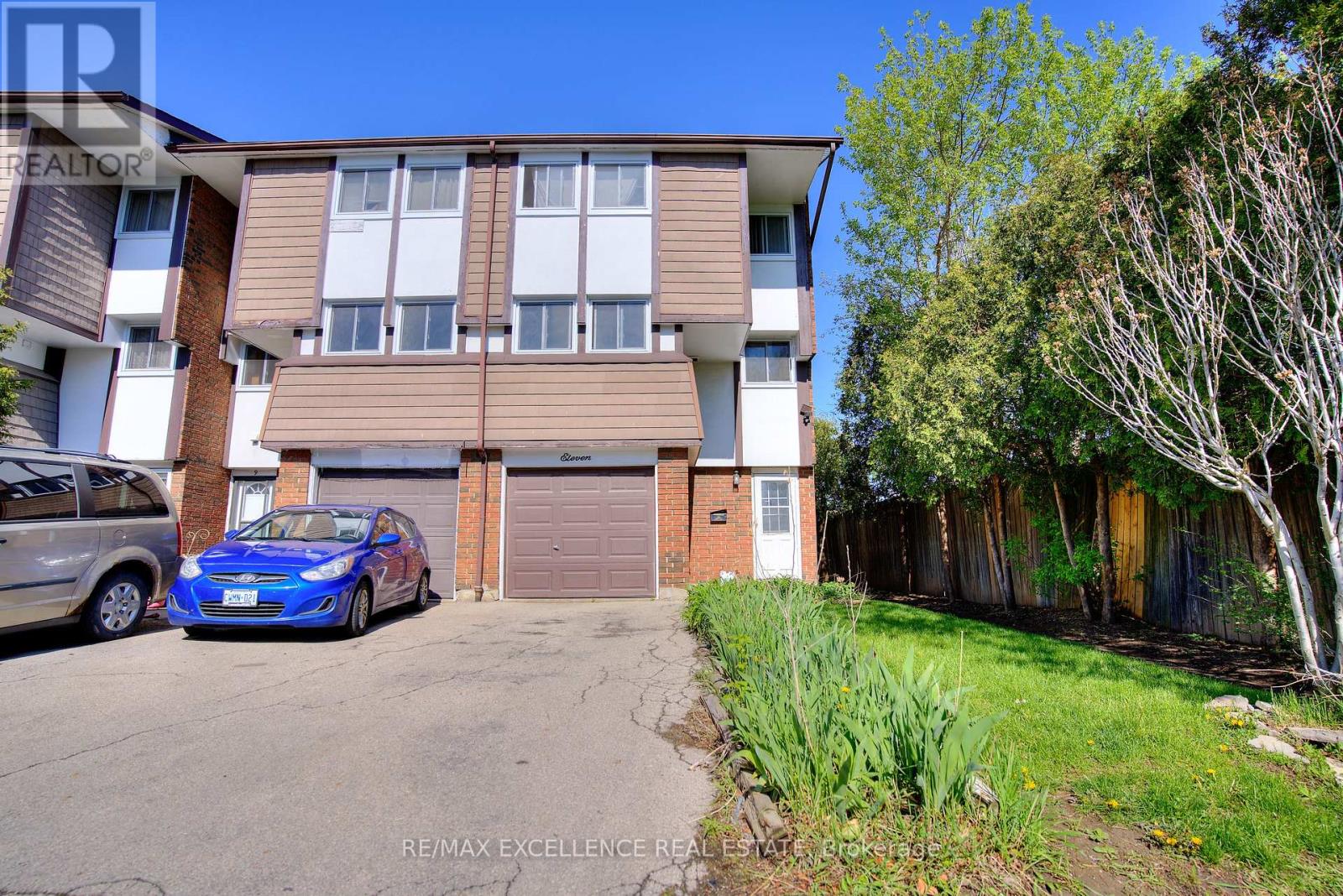Townhouse at 11 PRISCILLA LANE, Hamilton (Riverdale)