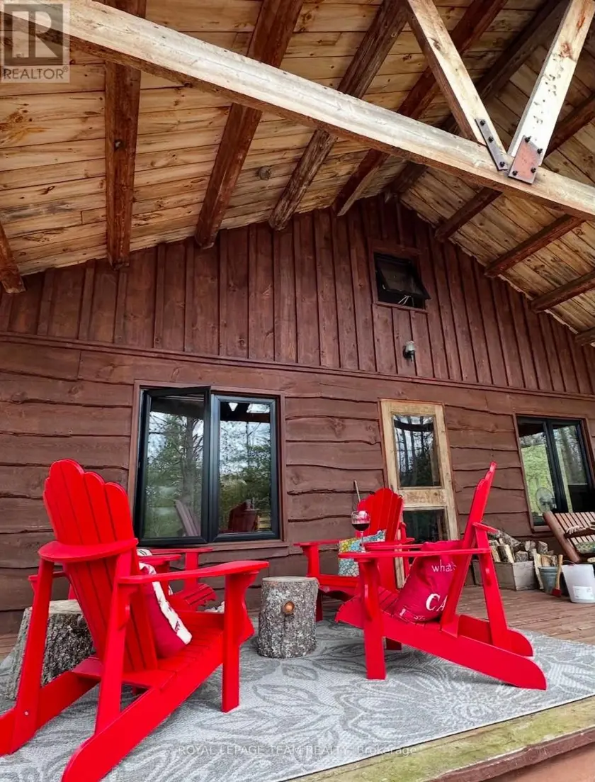 Detached at 9687 MISSISSIPPI RIVER, Frontenac