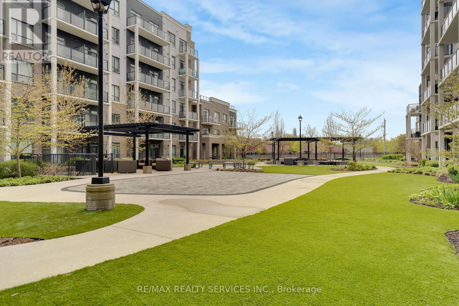 Apartment at 136 - 5055 GREENLANE ROAD, Lincoln