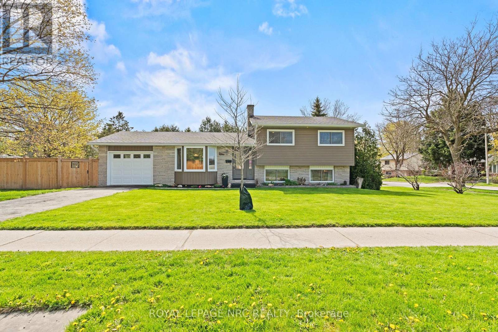 Detached at 466 WILLOW ROAD, Guelph (Willow West/Sugarbush/West Acres)