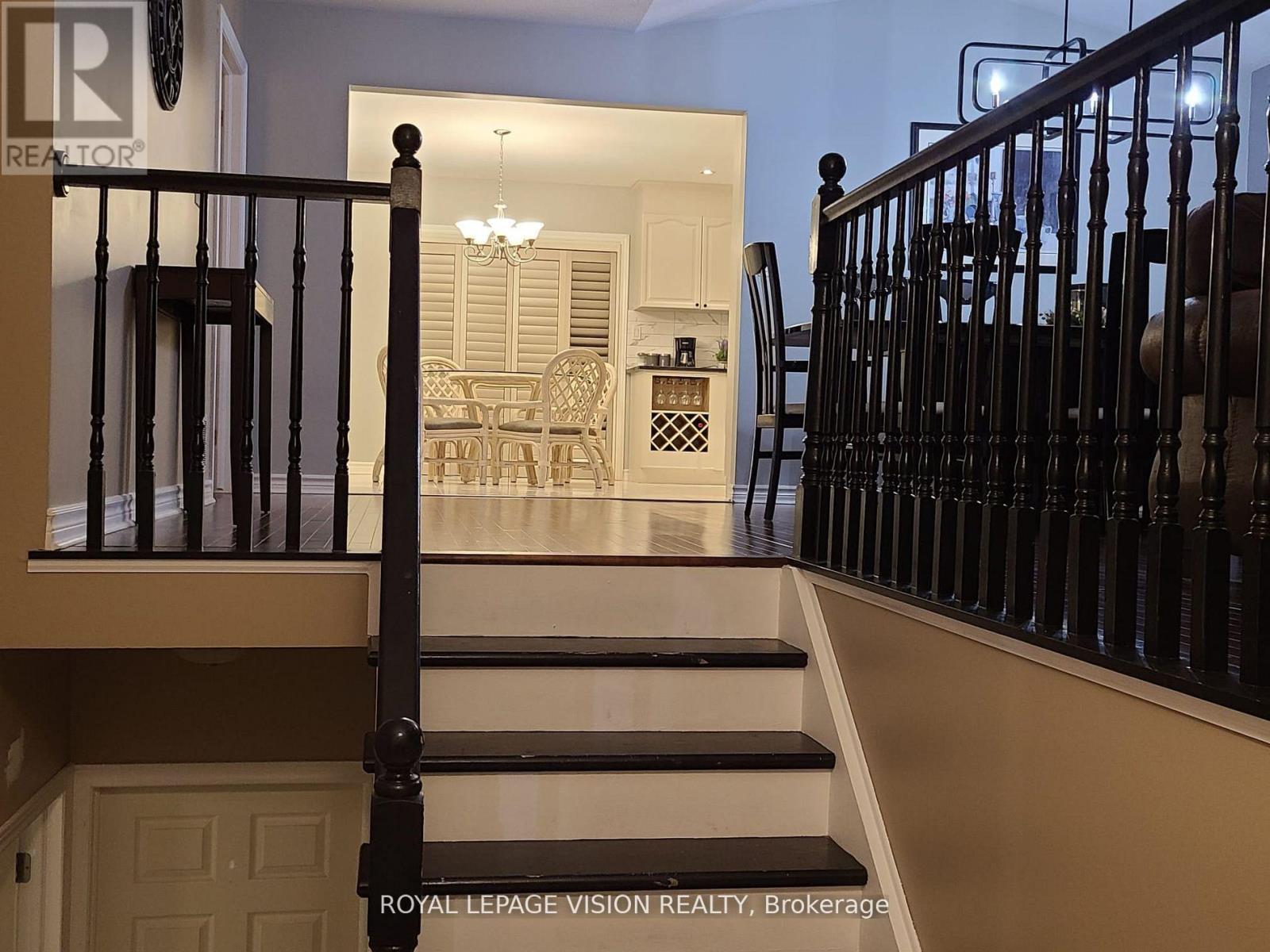 Detached at MAIN - 8001 WOODSVIEW CRESCENT, Niagara Falls