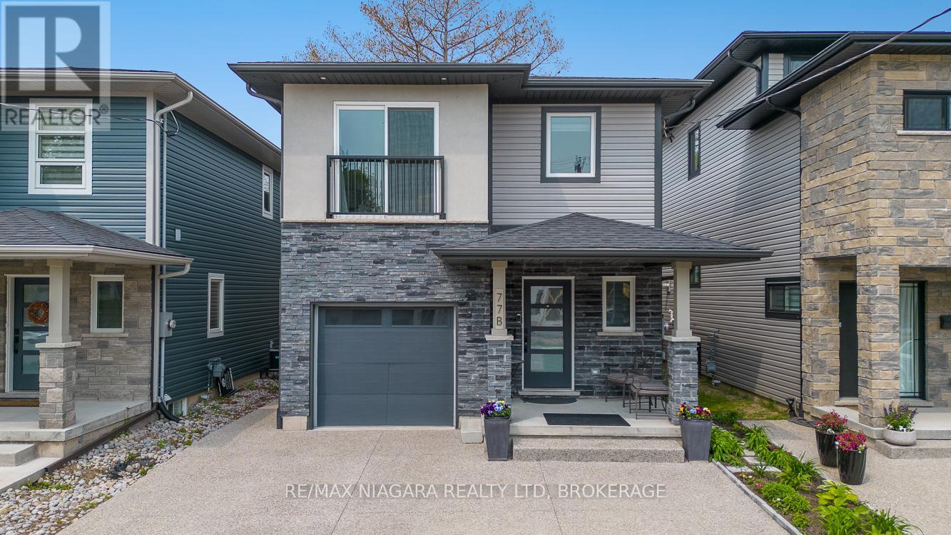 Detached at 77B BROADWAY, St. Catharines (Port Weller)