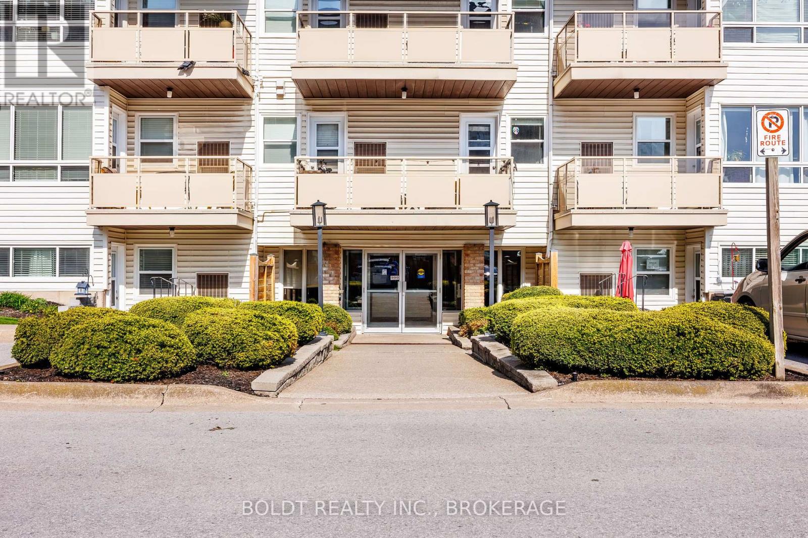 Apartment at 313 - 78 ROEHAMPTON AVENUE, St. Catharines