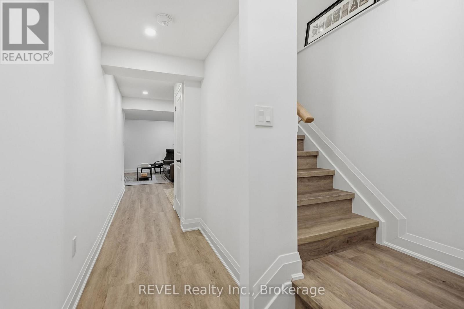 Townhouse at 11 LYMBURNER STREET, Pelham