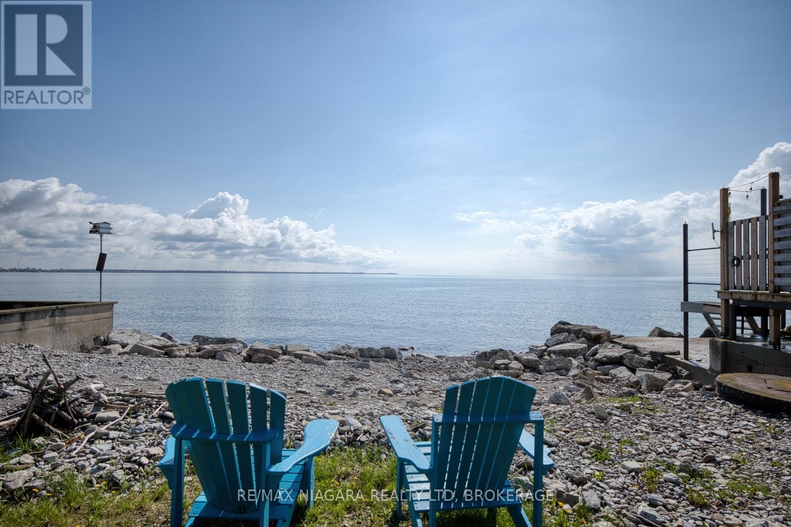 Detached at 20 MOHAWK POINT ROAD, Haldimand (Dunnville)