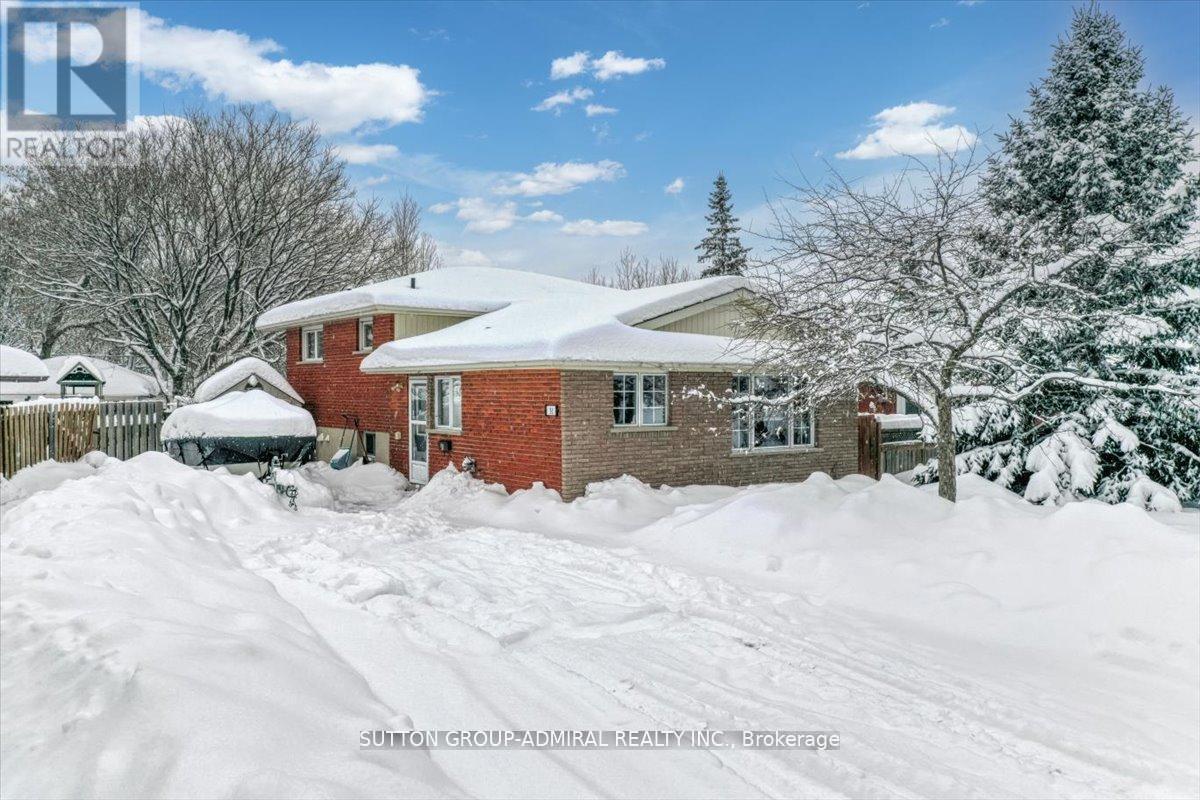 Detached at 31 RIO ROAD, Sudbury Remote Area