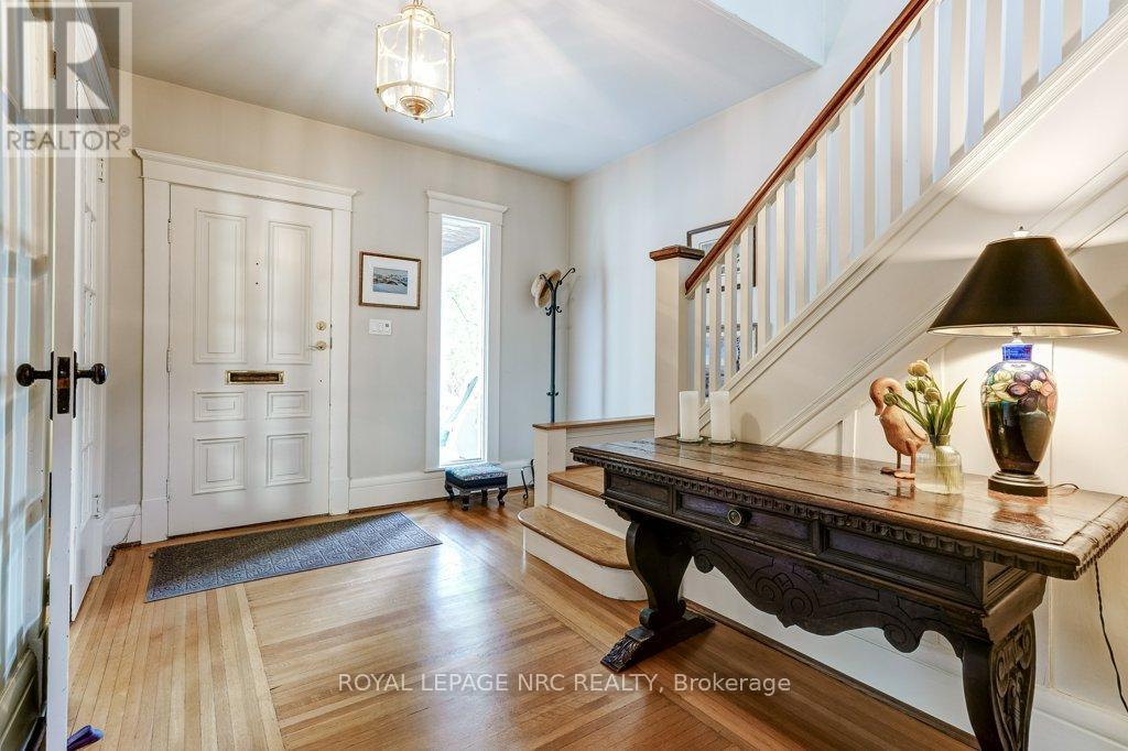 Detached at 103 QUEEN STREET, St. Catharines