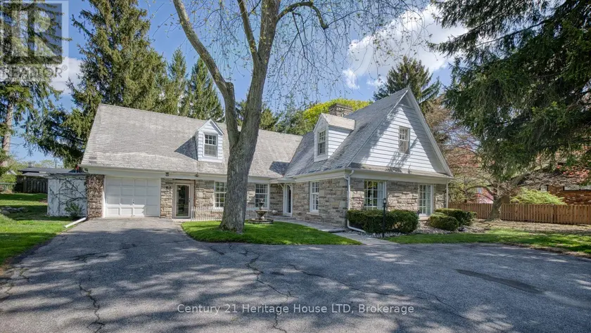 Detached at 86 PARKWAY, Welland (Prince Charles)
