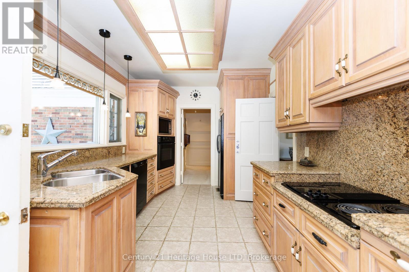 Detached at 86 PARKWAY, Welland