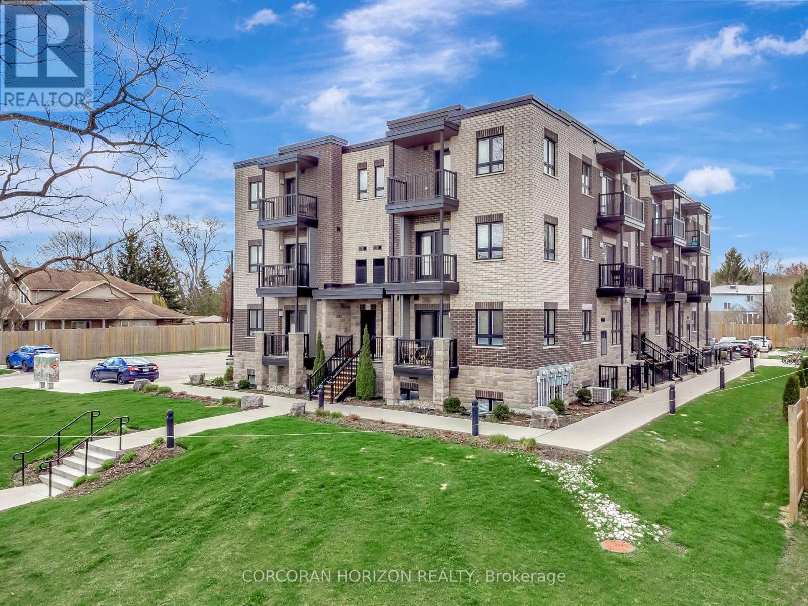 Townhouse at 209 - 408 GUELPH AVENUE, Cambridge