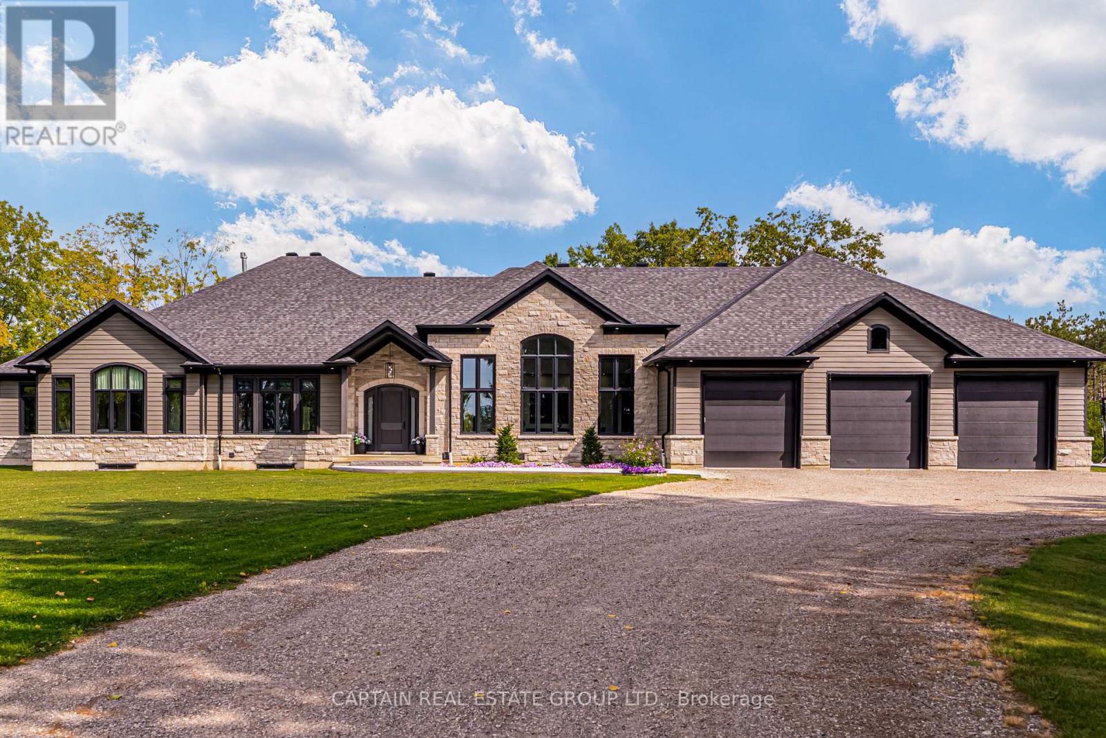Detached at 836059 4TH LINE E, Mulmur