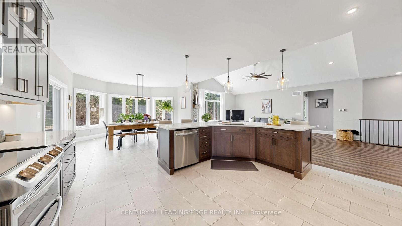 Detached at 99 KAGAWONG ROAD, Kawartha Lakes