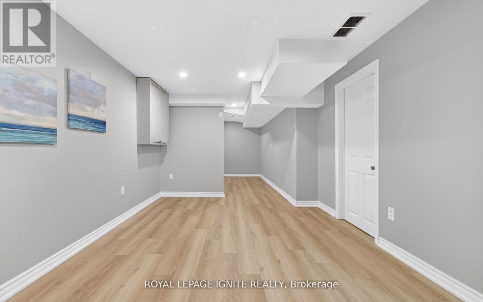 Detached at 30 BRIDLEWREATH STREET, Kitchener