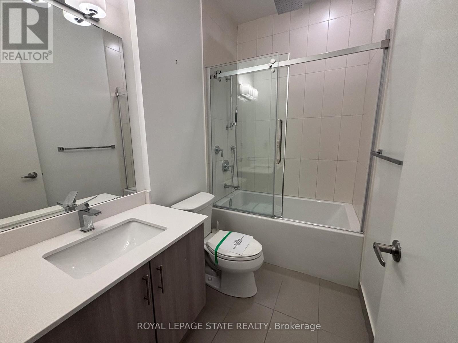 Apartment at 905 - 550 NORTH SERVICE ROAD, Grimsby