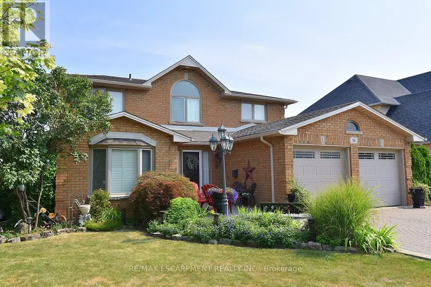 Detached at 36 TOMMAR PLACE, Hamilton