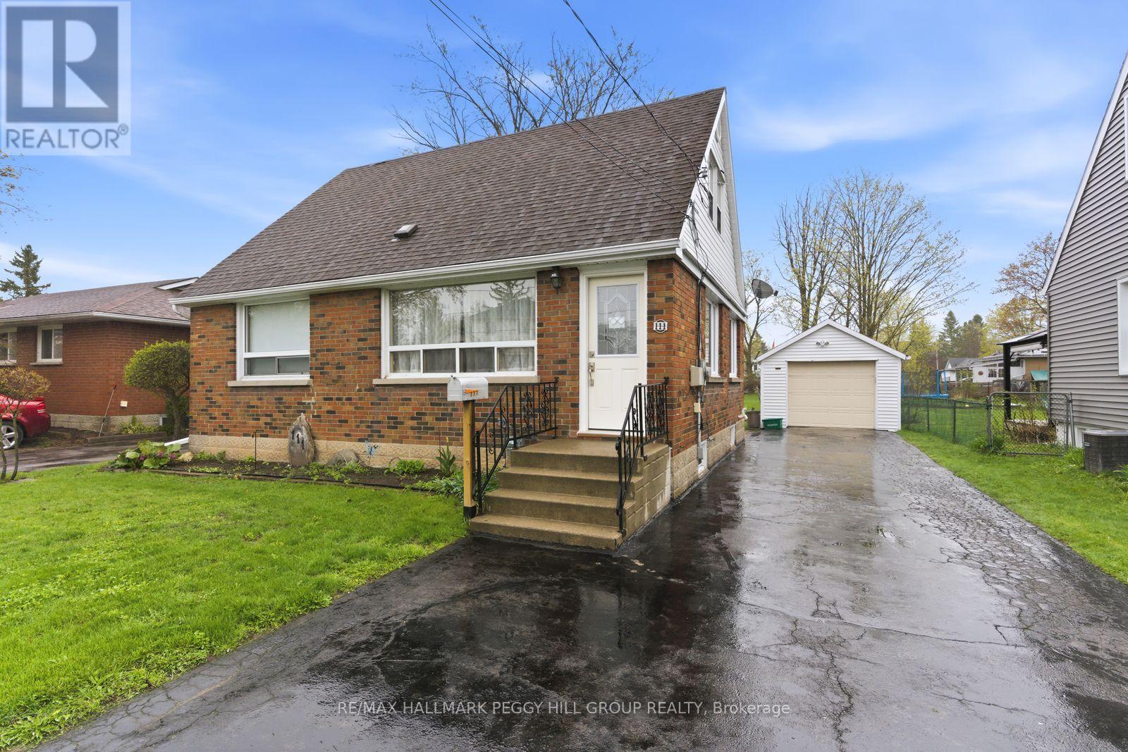 Detached at 111 ELGIN STREET, Kawartha Lakes (Lindsay)