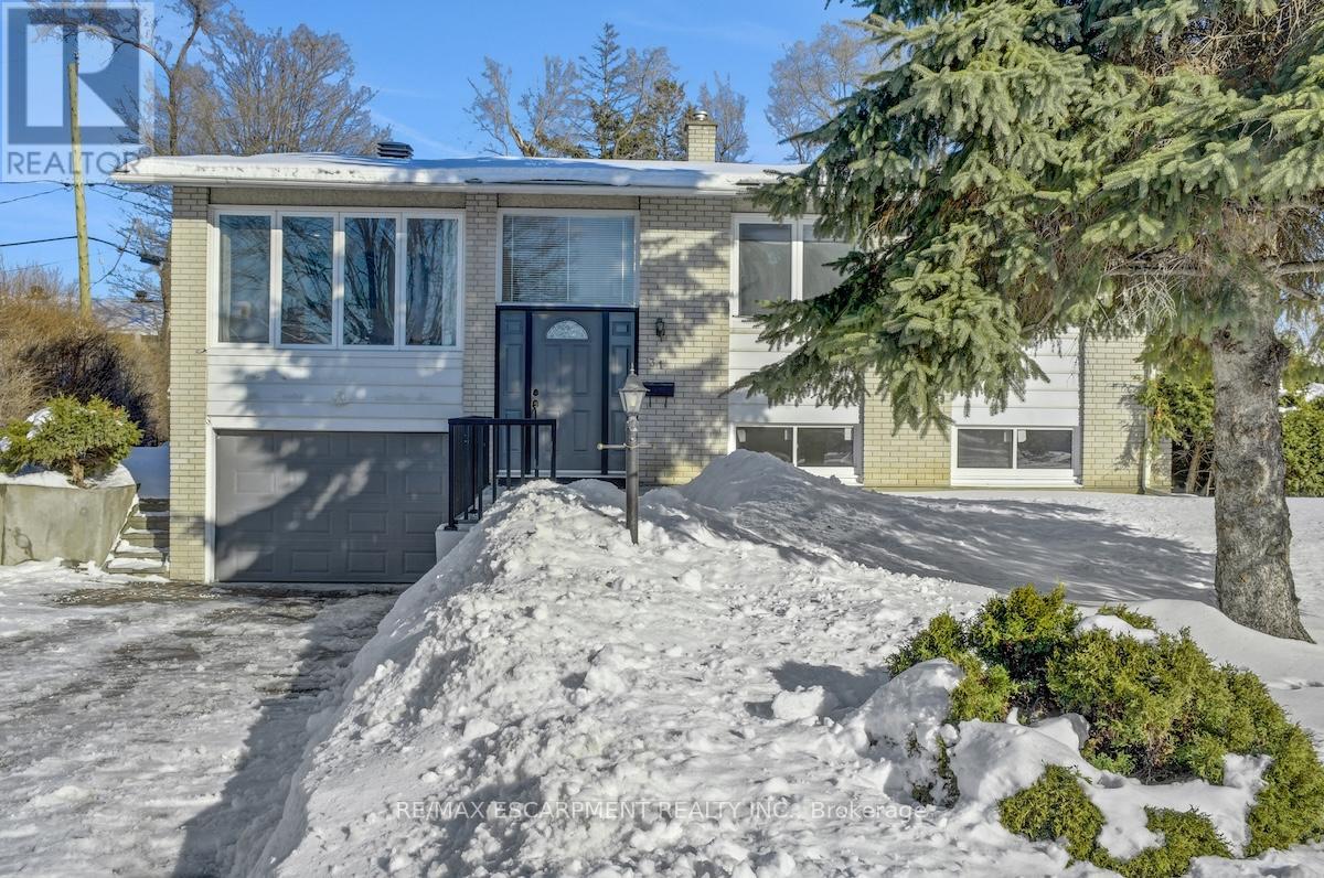 Detached at 31 BELLFIELD STREET, Ottawa