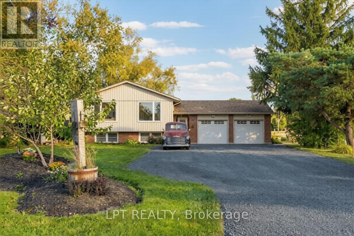 Detached at 7429 SIDEROAD 20 SIDE ROAD, Mapleton