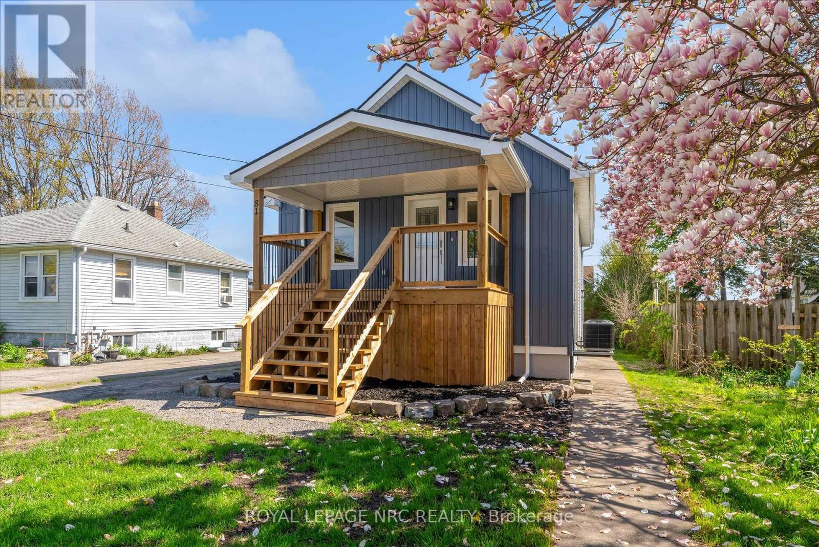 Detached at 81 CHRISTMAS STREET, Port Colborne (Killaly East)