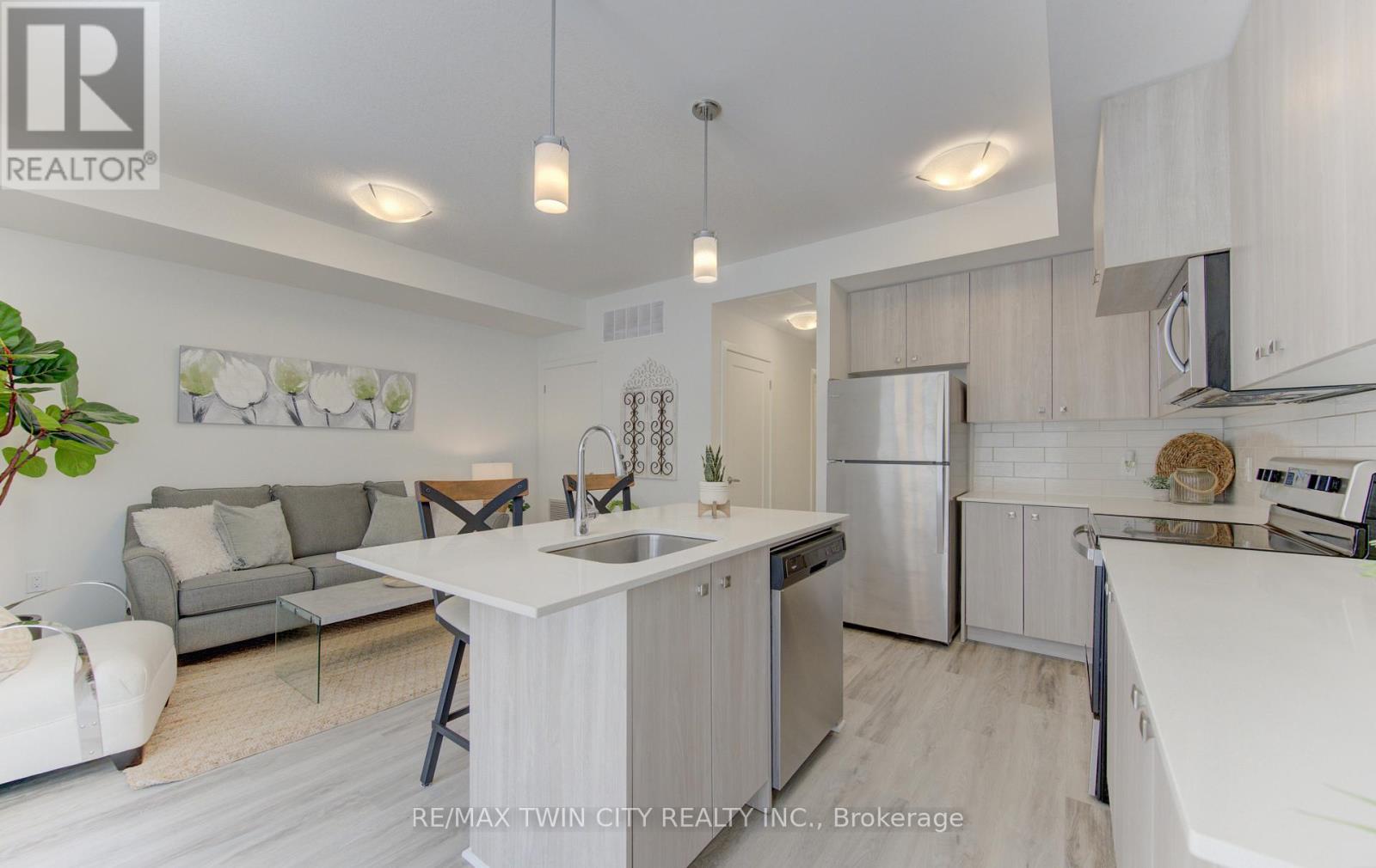Townhouse at G16 - 20 PALACE STREET, Kitchener