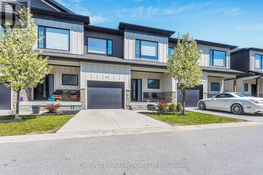 Townhouse at 102 - 360 QUARTER TOWN LINE, Tillsonburg