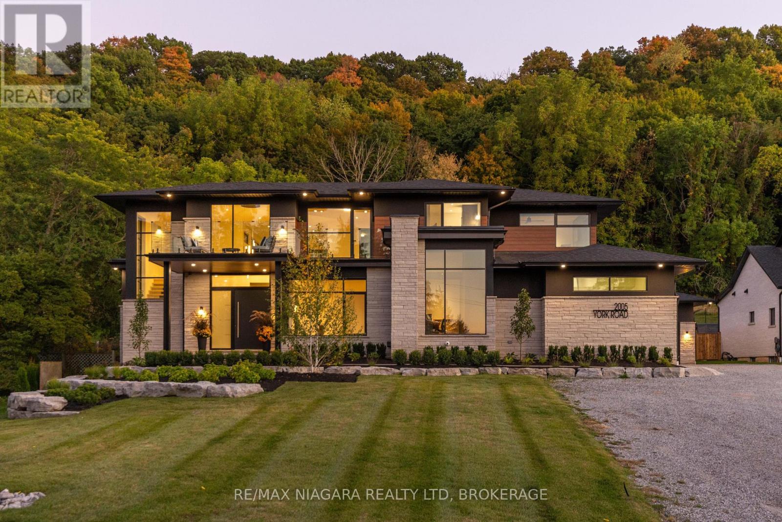 Detached at 2005 YORK ROAD, Niagara-on-the-Lake (Queenston)
