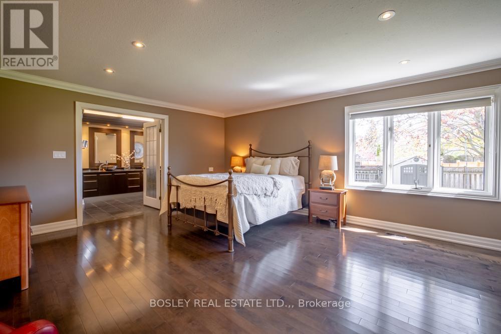 Detached at 720 LAKE STREET, St. Catharines