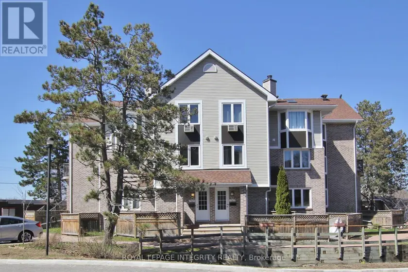 Apartment at 10 - 3 STONEBANK CRESCENT, Ottawa