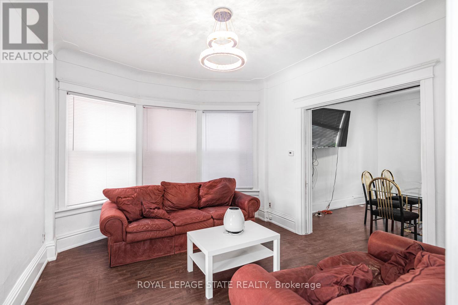 Detached at 39 ARTHUR AVENUE N, Hamilton